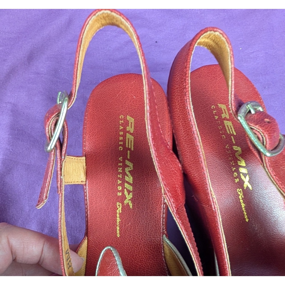 Re-mix Vintage Red L'amour Wedge Belted Sling Back Layered Sz 8 Peep Toe - Picture 8 of 12